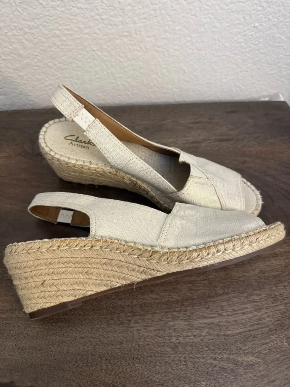 Clarks Artisan Cream Gold Espadrille Wedge Sandals 10